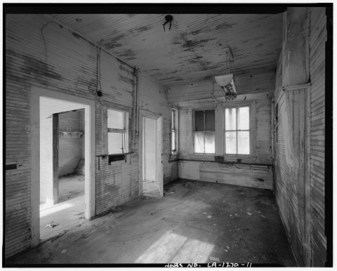 Interior, room in middle of depot looking west - Missouri Pacific Railway Depot, Natches Street (State Highway 15) and …