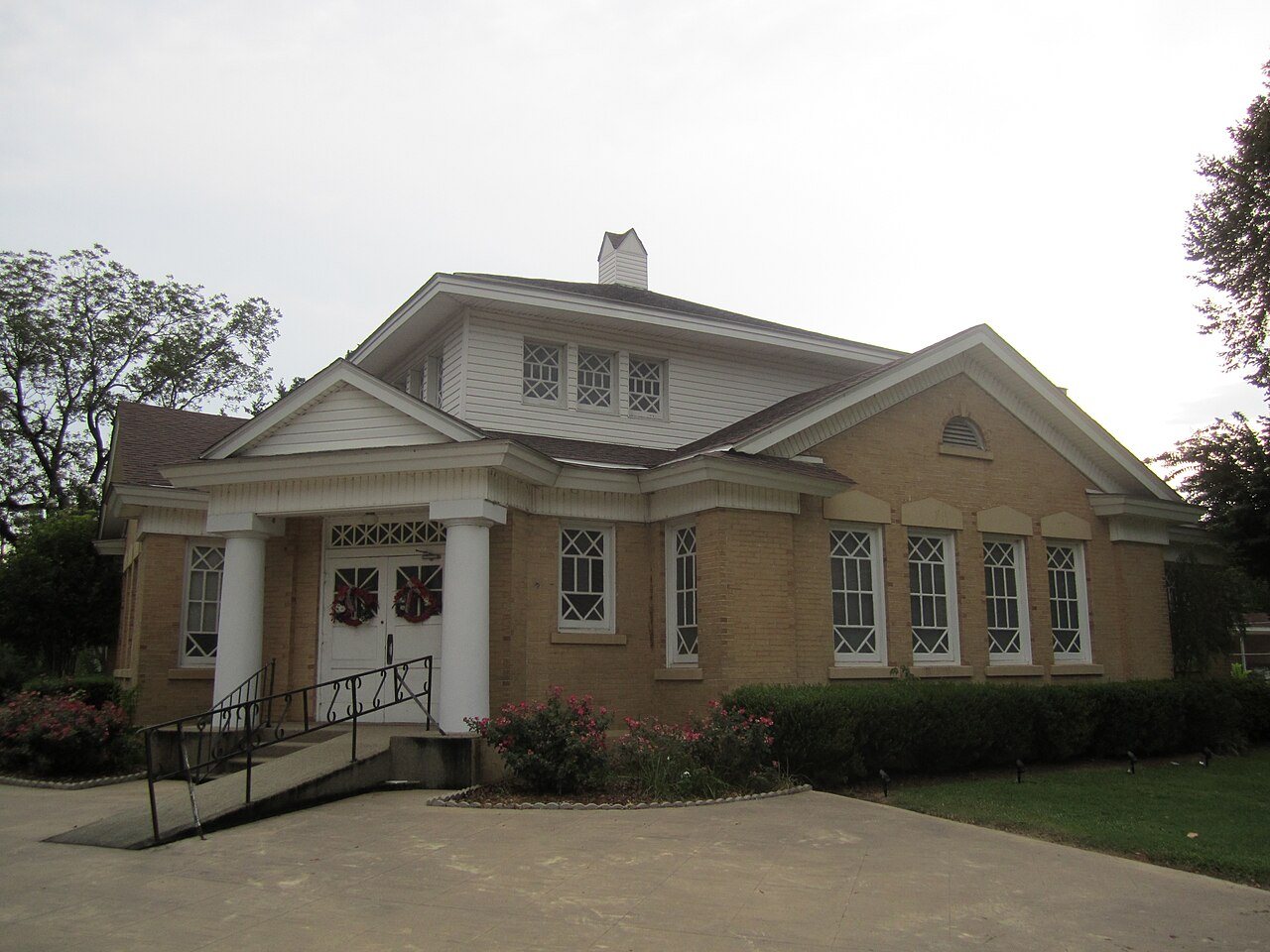 First Baptist Church, Gilbert, LA IMG 0316