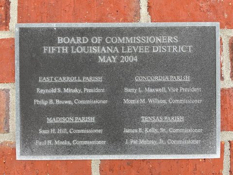 Fifth Louisiana Levee District plaque