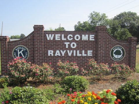 Rayville, LA, welcome sign IMG 0148