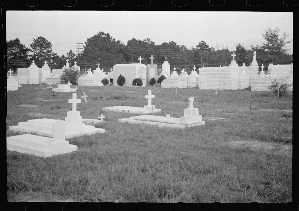 Untitled photo, possibly related to: Italian cemetery