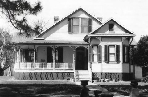 Dr. Joseph Angel Villien House 02