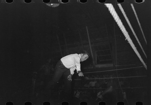 Untitled photo, possibly related to: Start of an amateur boxing match