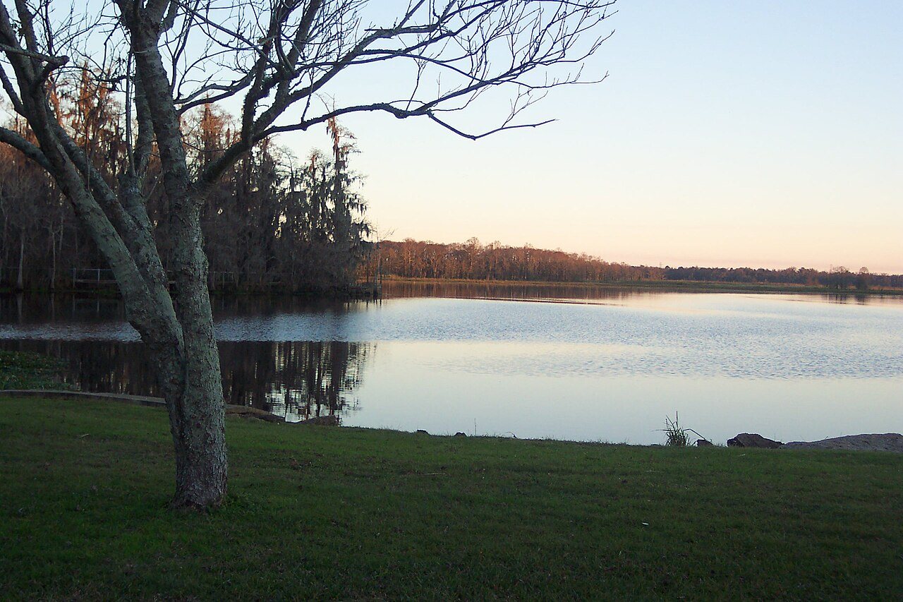 Lake near I10