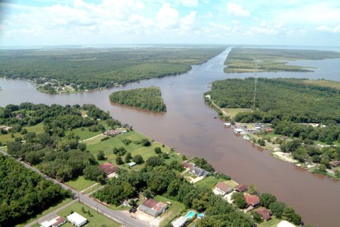 Intracoastal Waterway at Bayou Barataria