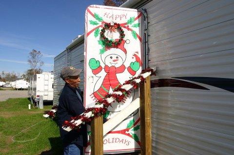 FEMA - 20040 - Photograph by Greg Henshall taken on 12-06-2005 in Louisiana