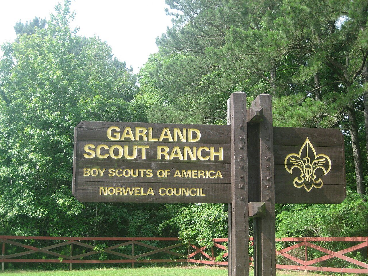 Entrance to Garland Scout Ranch, Stonewall, LA IMG 0930
