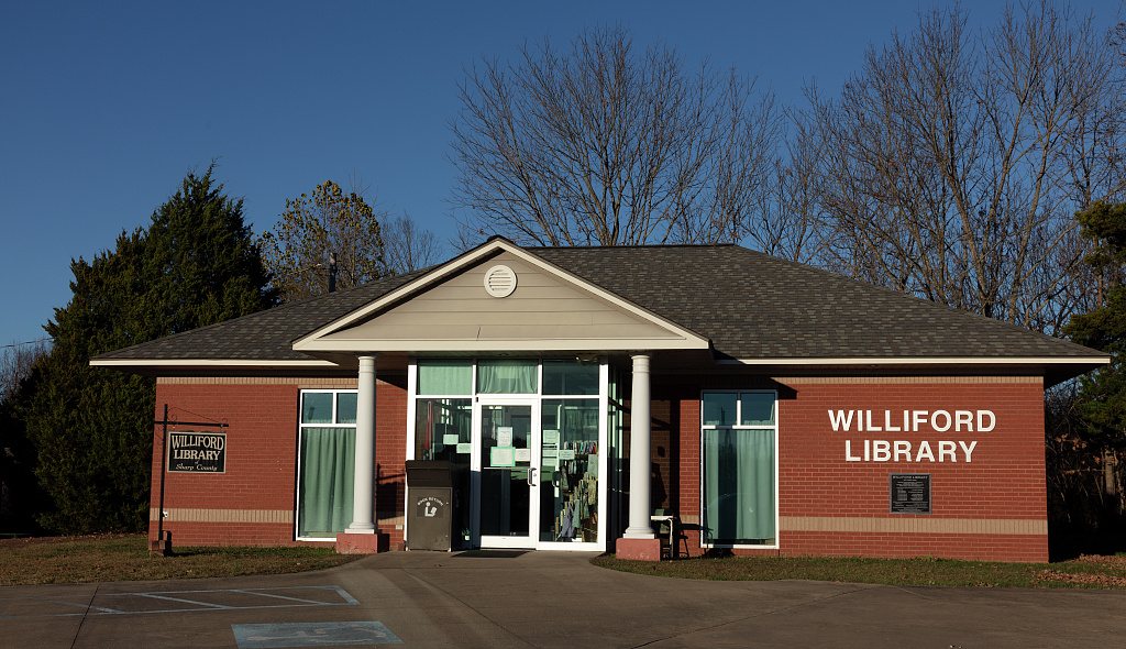 Williford, Arkansas may be small (population 82 people as of 2020) but its public library is up to date