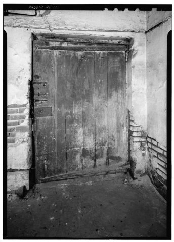 June 1964 INTERIOR DETAIL OF BASEMENT DOOR OPENING FROM REAR ELEVATION OF ORIGINAL HOUSE - Smyth-Letherbury House, 107 …