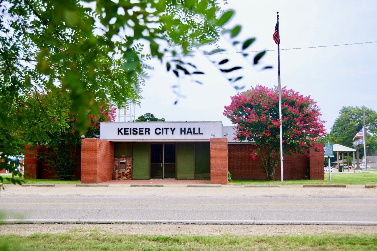 Keiser-City-Hall-ar