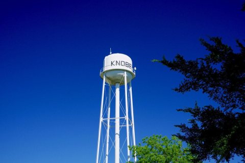 Knobel-water-tower-ar