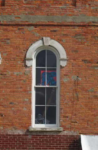 East Bldg window 19-07-19 053