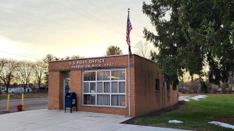 Perrinton, MI post office