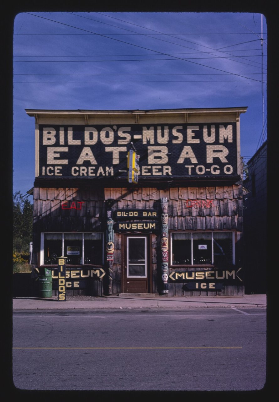 Bildo's Museum Bar