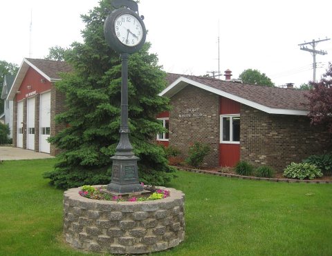 Fairgrove, Michigan, municipal building, fire station, clock