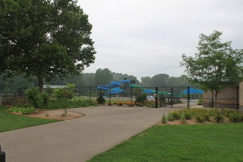 Lower huron metropark turtle cove aquatic center