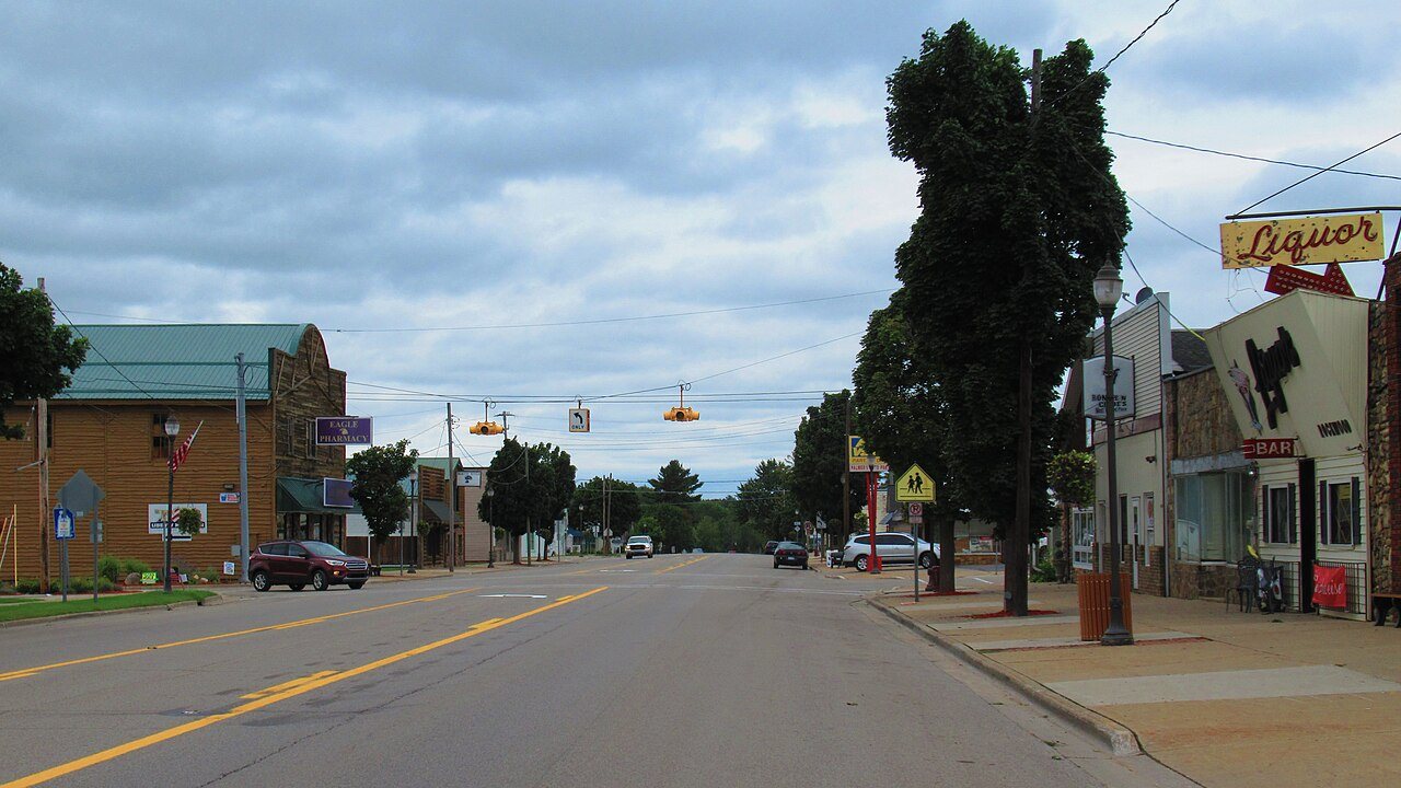 Farwell, MI downtown 2022