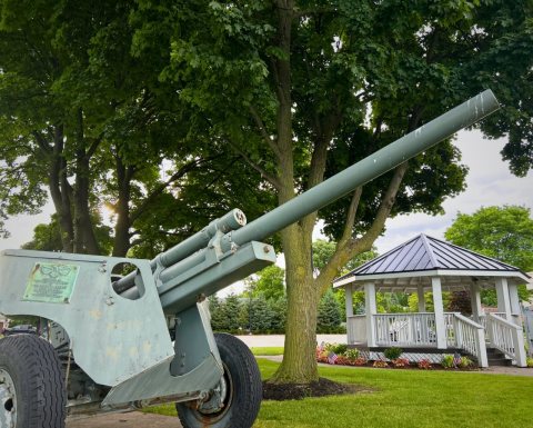 Clawson Memorial Park