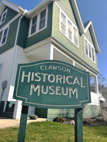 Clawson Historical Museum and Sign