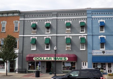 108 W Grand River