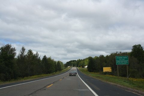 CrystalFallsMichiganSignUS2US141