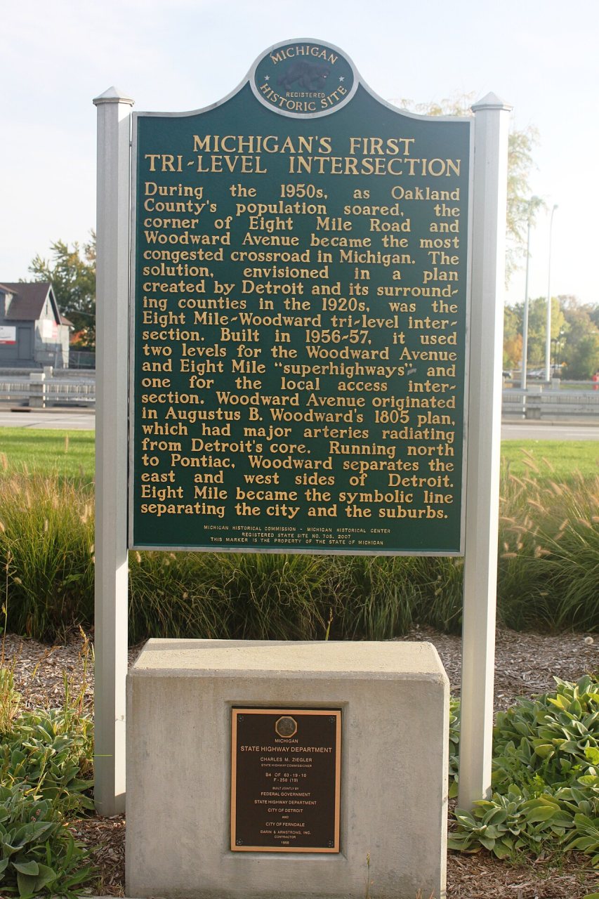 Tri Level Intersection Marker
