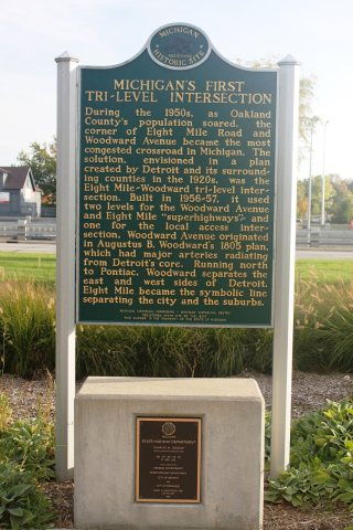 Tri Level Intersection Marker