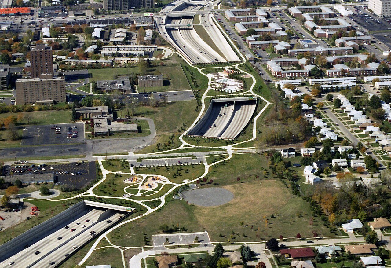 Interstate 696 pedestrian plazas