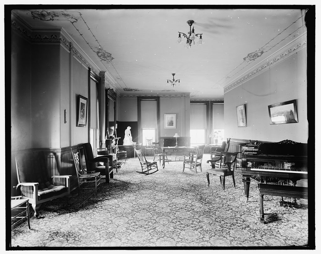 Alma Sanitarium, the parlor