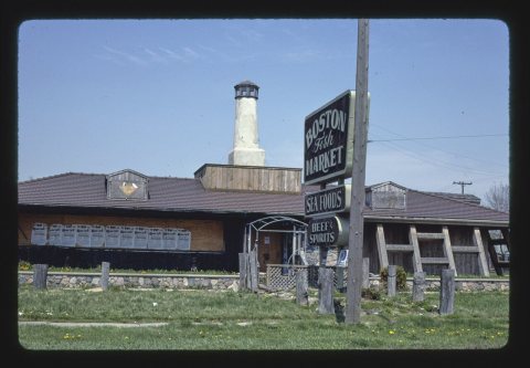 Boston Fish Market, 8 Mile Road