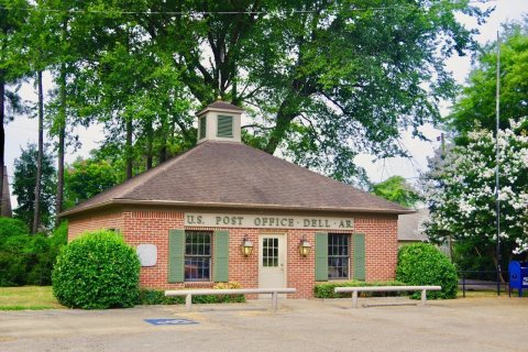 Dell-Post-Office-ar