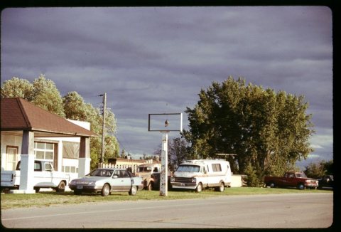Service station