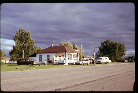 Service station