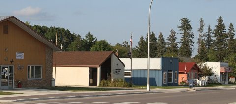 Businesses, Lake County Scenic Byway at Graceson Avenue, north side