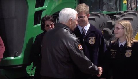 Vice President Pence Visits Glyndon, MN to Discuss Issues with Farmers 3