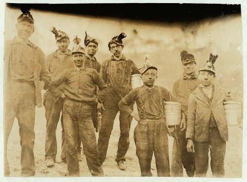 Drivers and Trappers Going Home- Barnesville Mine. LOC nclc.01082