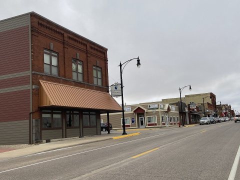 Railroad Avenue, Albany, MN-04