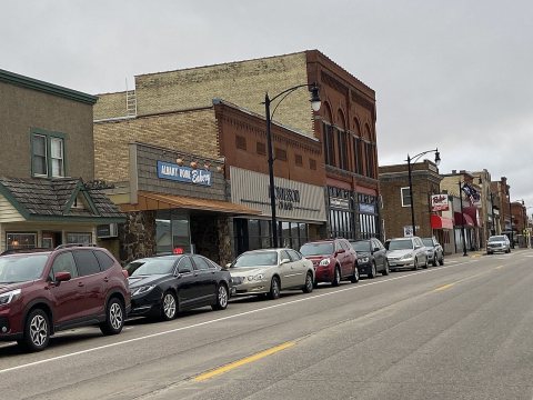 Railroad Avenue, Albany, MN-03