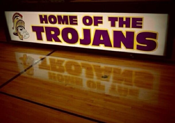 Signage in the new gymnasium 2013-07-25 21-54