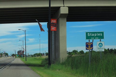 US10 East - Staples MN Sign