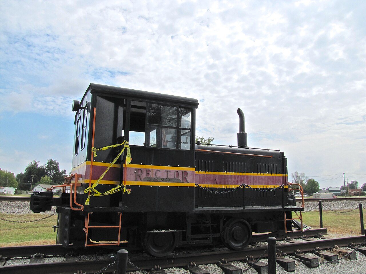 Rector-train-engine-ar
