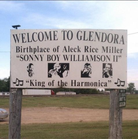 WelcomeToGlendoraSign2
