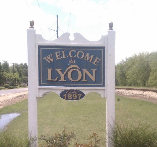 Lyonmssign2