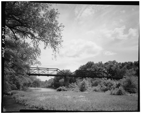 Mountain Fork Bridge, Spanning Mountain Fork Creek at County Road 38
