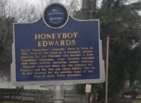 HoneyBoyEdwardsBluesTrailMarker (cropped)2