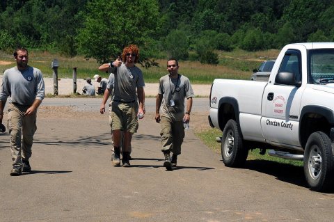 FEMA - 44177 - AmeriCorps Members at Disaster Staging Area in MS