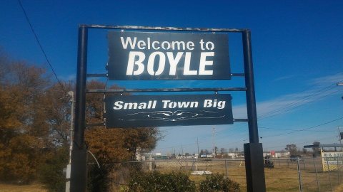WelcomeToBoyleSign