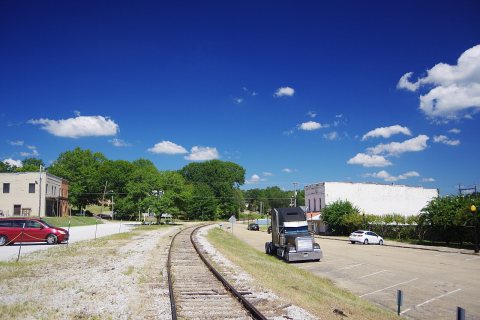 Blue-Mountain-RR-tracks-ms