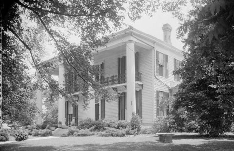 Yates House, Macon (Noxubee County, Mississippi)