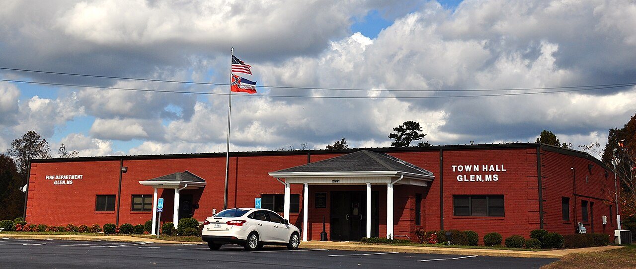 Glen Town Hall